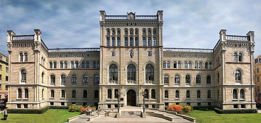 Licenciatura en Filología Rusa