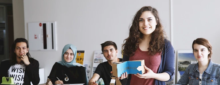 Licenciatura en Arquitectura de Interiores y Diseño Ambiental (Inglés)