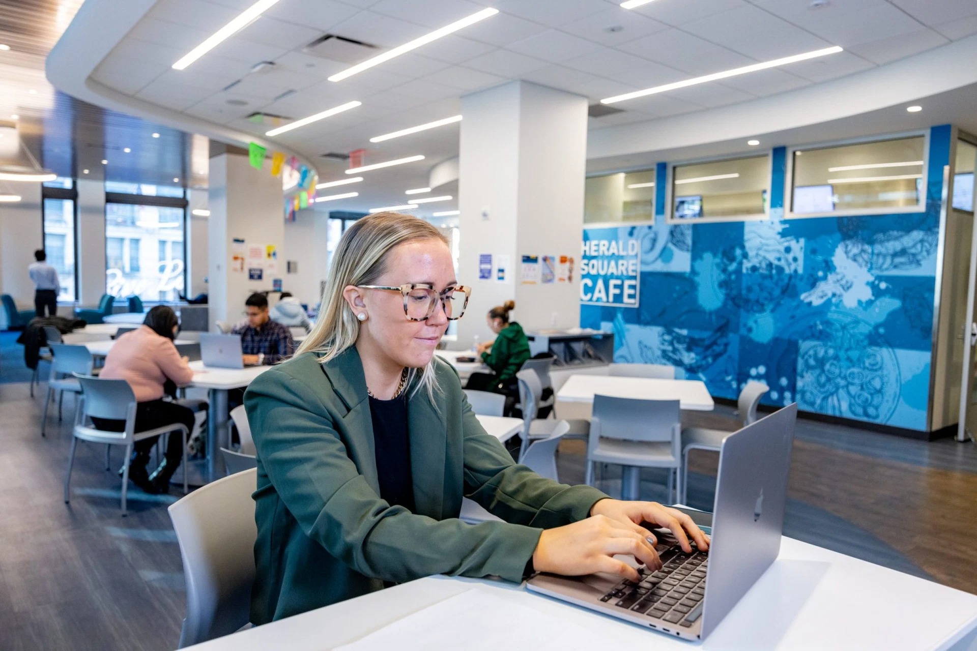 Cibernética, Licenciatura en Ingeniería con honores